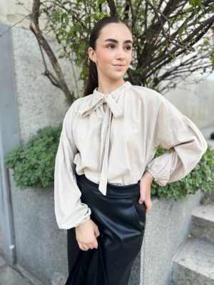 Blusa micro pana lazo- Beige (Ref:43024)