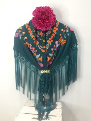 Mantoncillo Nacional adulto – Verde petróleo bordados naranjas y fucsias (Ref:43016)