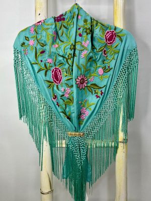 Mantoncillo Nacional adulto – Turquesa bordados verde/chicle (Ref:43347)